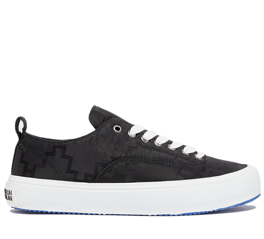 All Over Cross Viento Sneakers